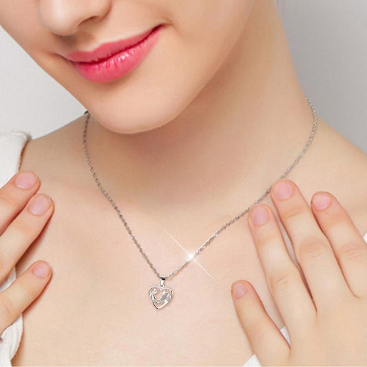 Collier Fille qui nourrit son Cheval (Argent)