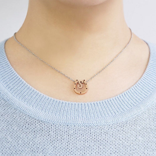 Collier Fer à Cheval Personnalisé Initiale