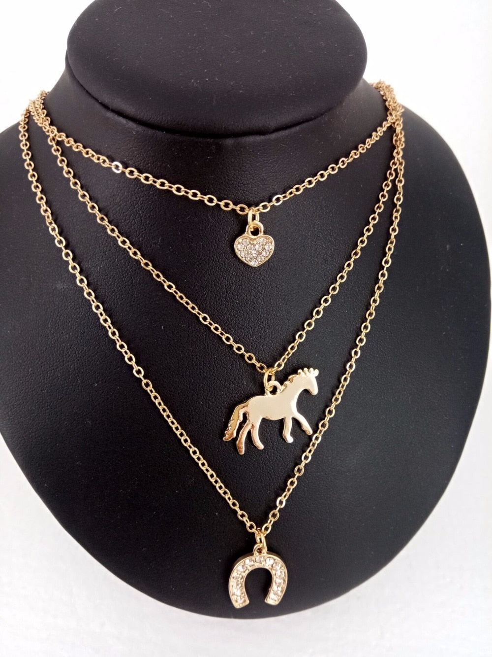 Collier Cheval <br> Ensemble de trois colliers