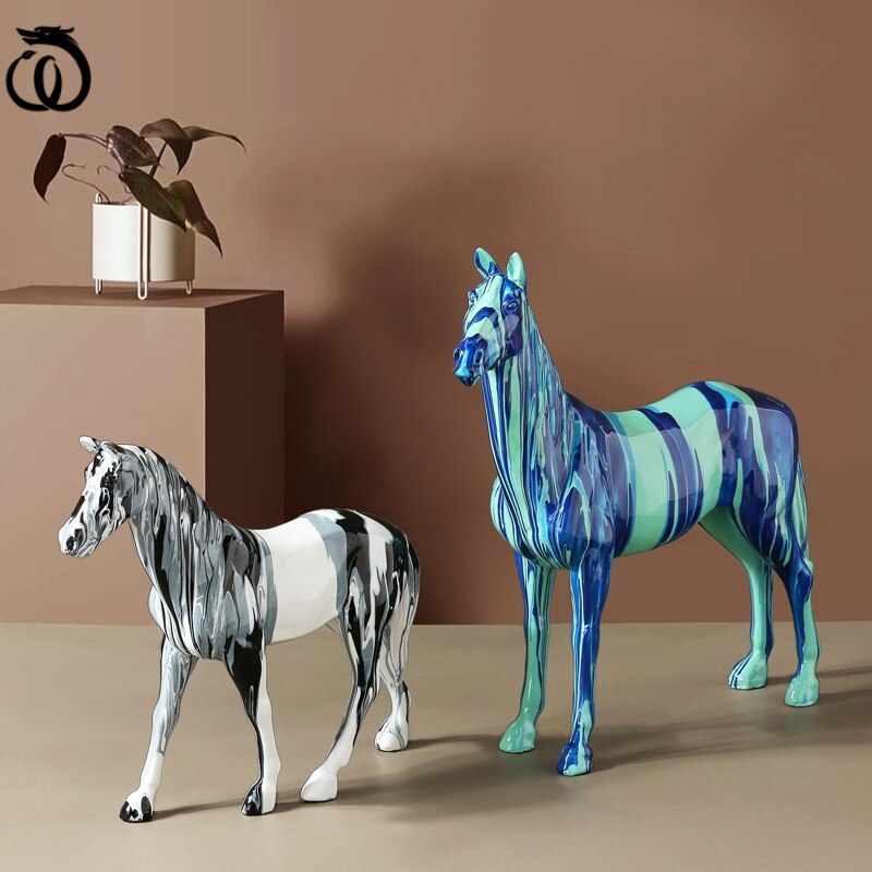 statue cheval coloré