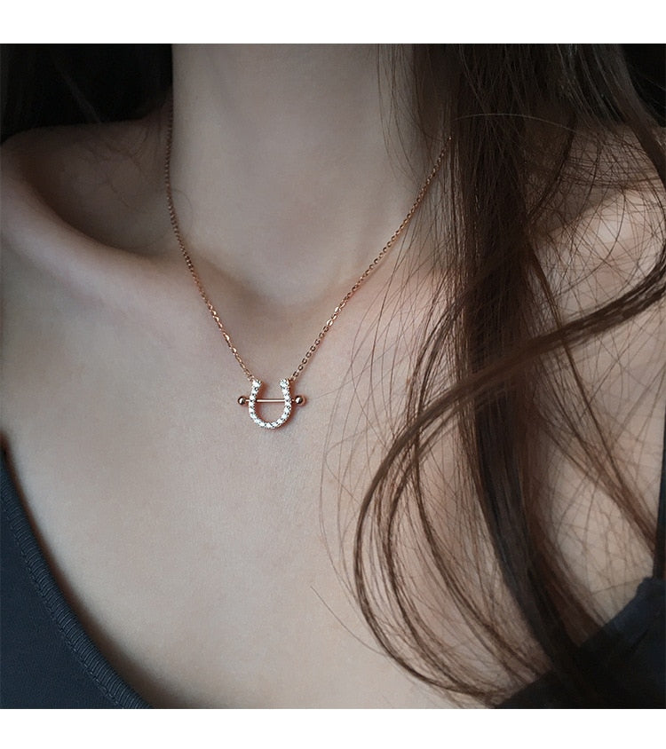 Collier clou fer à cheval en argent