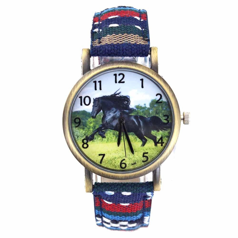 Montre cheval frison en tissu