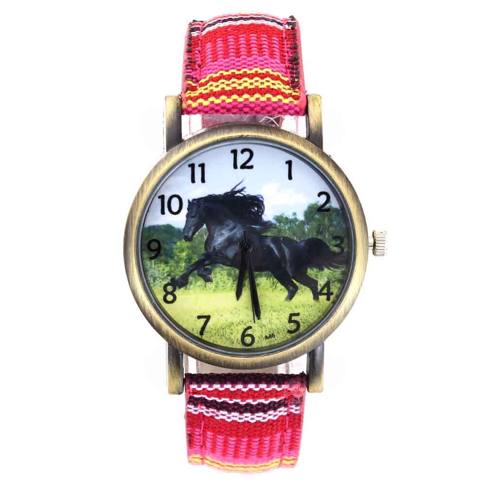 Montre cheval frison en tissu