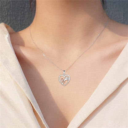 Collier de la petite fille et son cheval