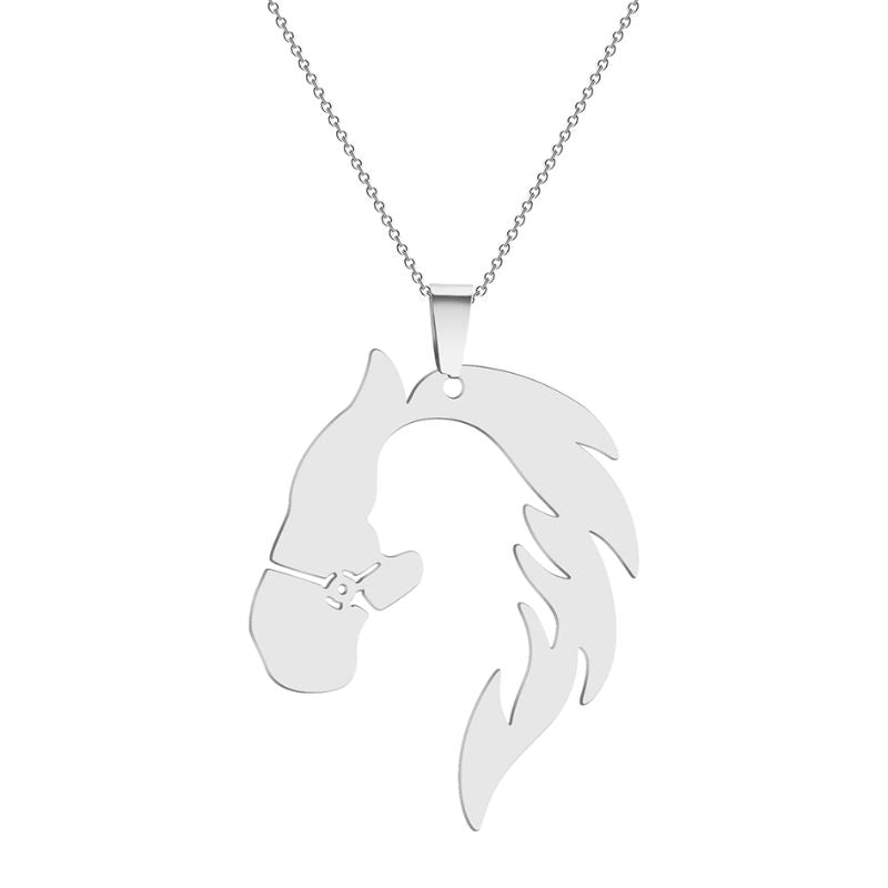 Collier de la cavalière et son cheval