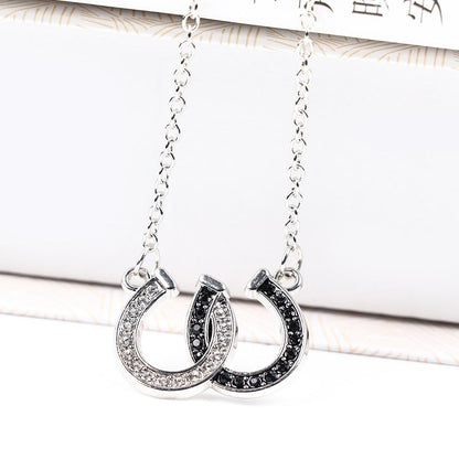collier fer a cheval bijoux