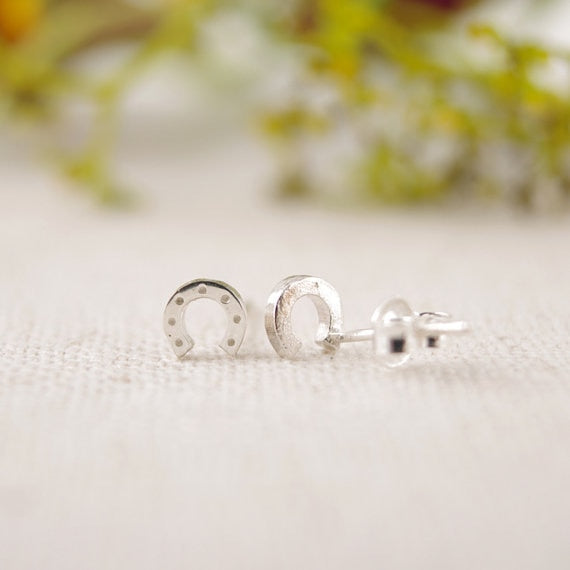 Boucle d'oreille cheval couleur or
